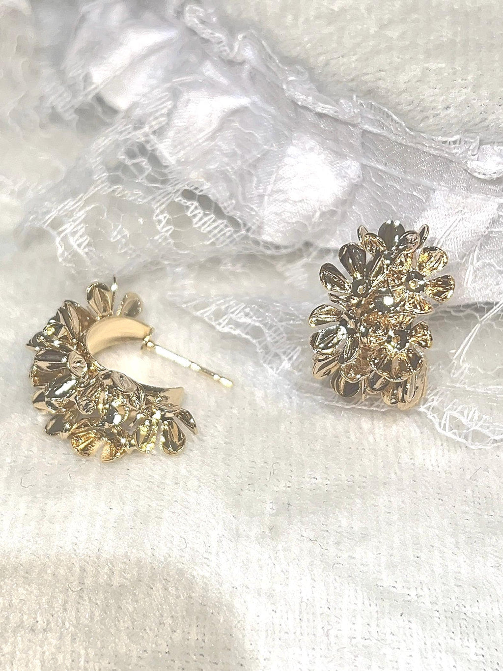 Golden Bloom Sculpted Earrings